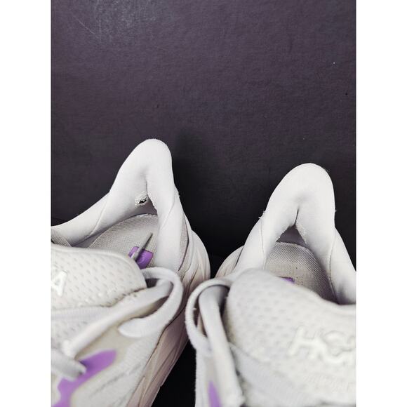 Hoka Women 10.5 Comfy footwear - Picture 8 of 10